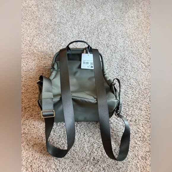 Lululemon City Essentials Small Backpack 10L Bay Leaf Green NWT - Picture 7 of 10